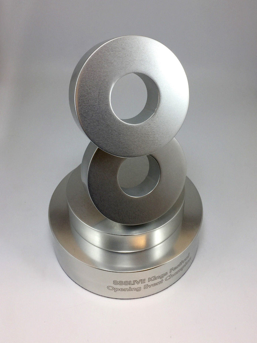 Silver and gold aluminium award