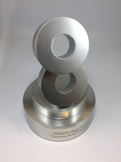 Silver and gold aluminium award